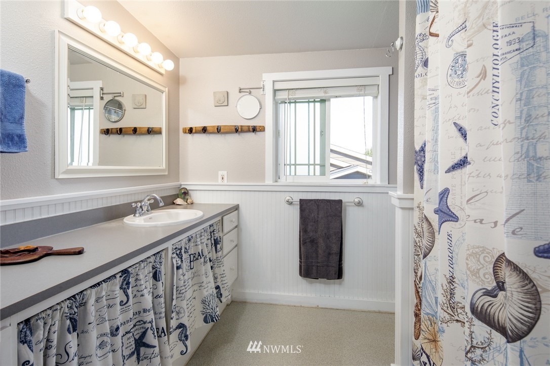 8171 Comox Road Blaine, WA 98230 - Photo 30 of 40 Gallery Image 30