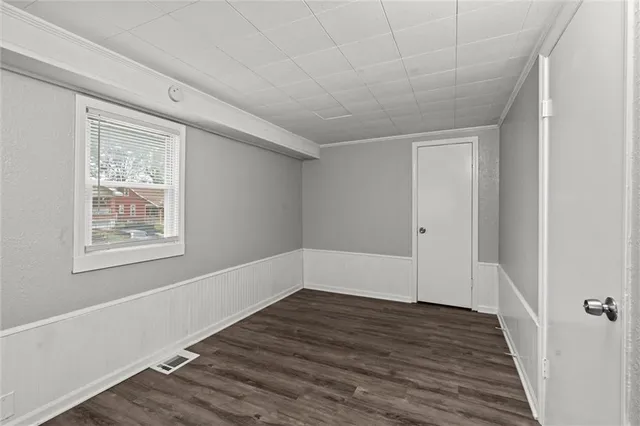 $270,000 | 5047 Woodland Avenue, Kansas City, MO 64110