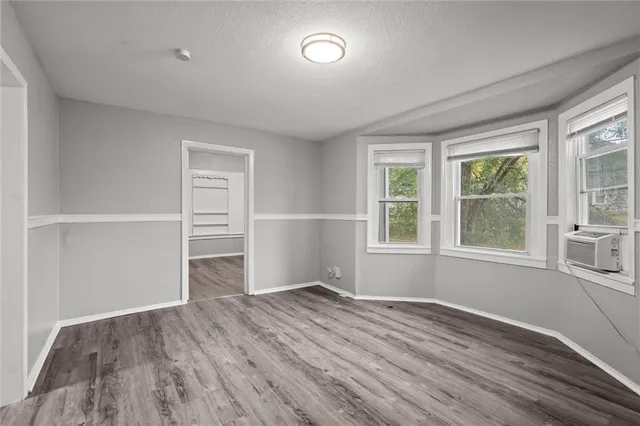 $270,000 | 5047 Woodland Avenue, Kansas City, MO 64110