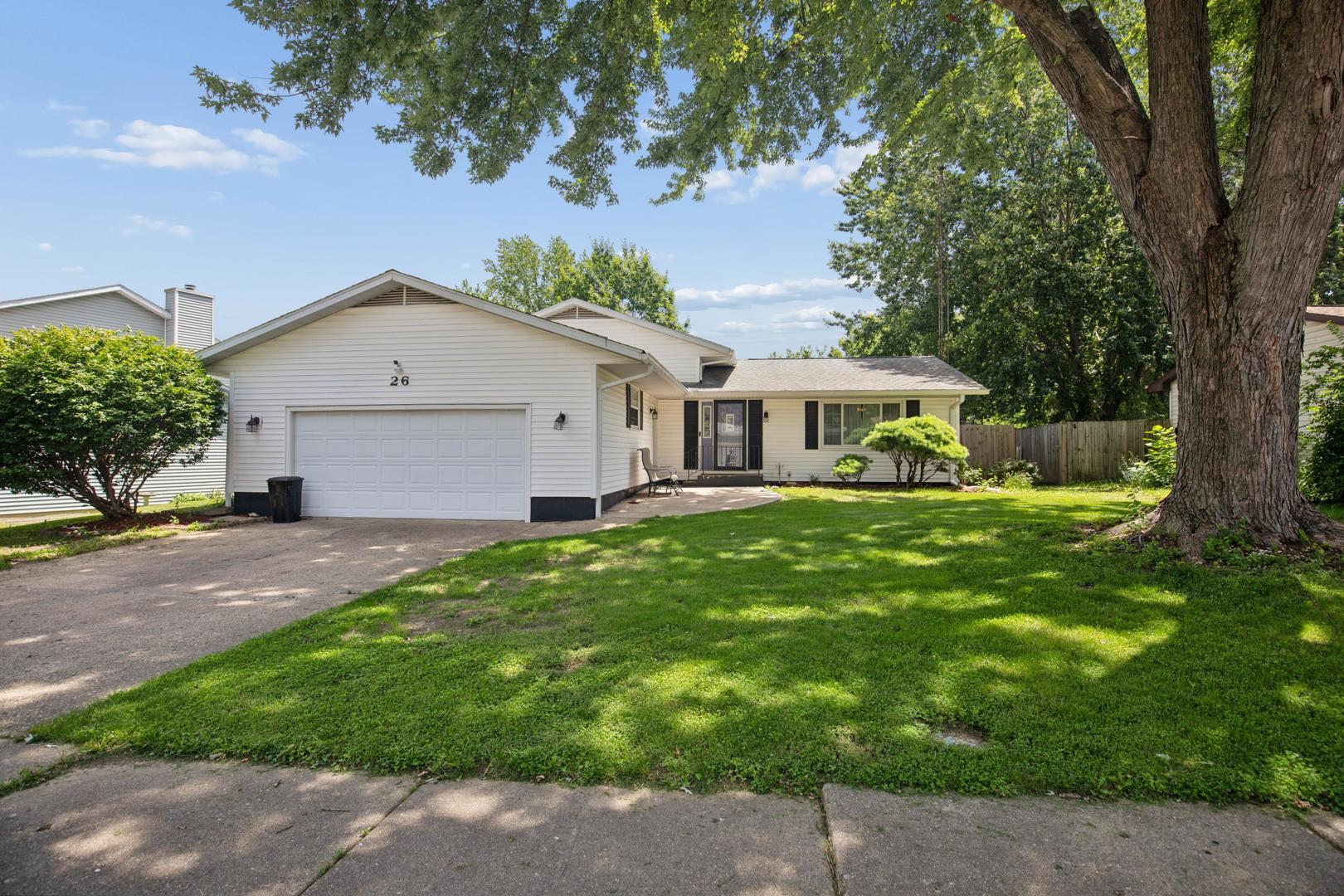 26 Skyview Drive Springfield, IL 62702 - Photo 3 of 25