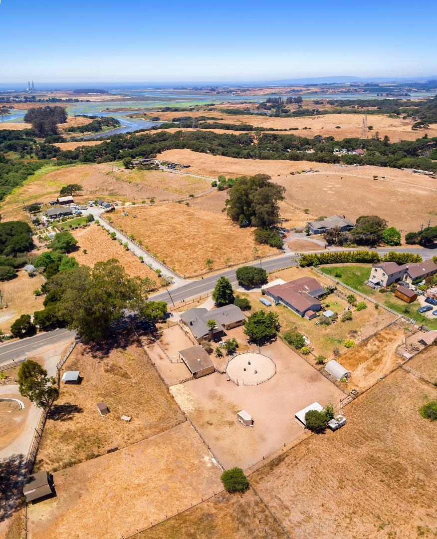 2051 Elkhorn Road Castroville, CA 95012 - Photo 29 of 31 Gallery Image 29