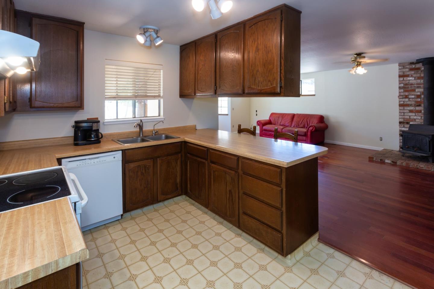 2051 Elkhorn Road Castroville, CA 95012 - Photo 10 of 31 Gallery Image 10