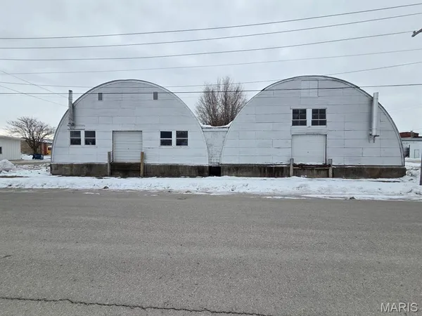 $295,000 | 304 Lewis Street, Canton, MO 63435