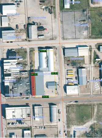 $295,000 | 304 Lewis Street, Canton, MO 63435