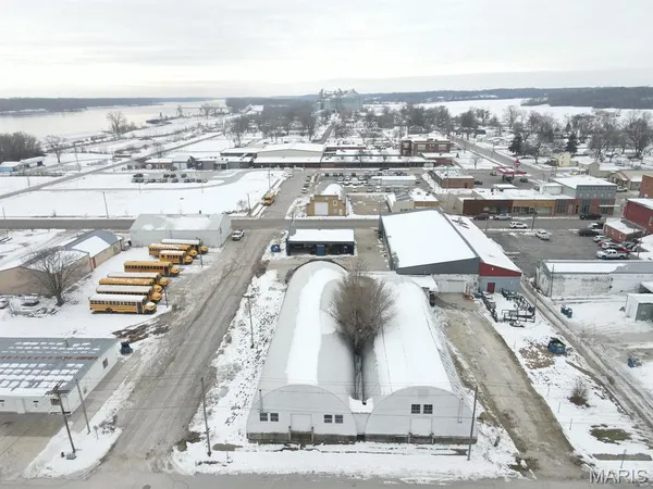 $295,000 | 304 Lewis Street, Canton, MO 63435