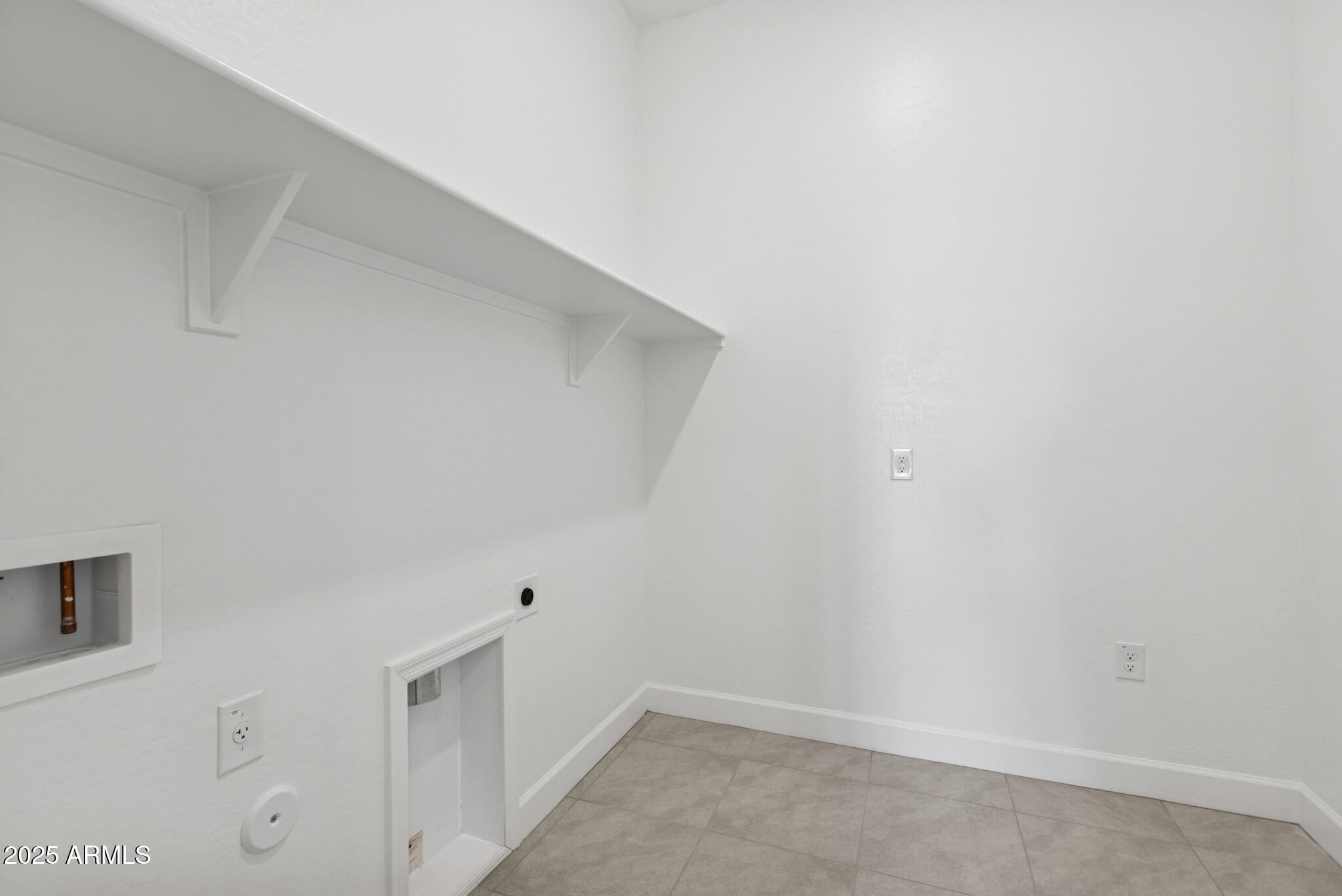 1110 West J. Waltz Way Apache Junction, AZ 85120 - Photo 23 of 32 a view of an empty room