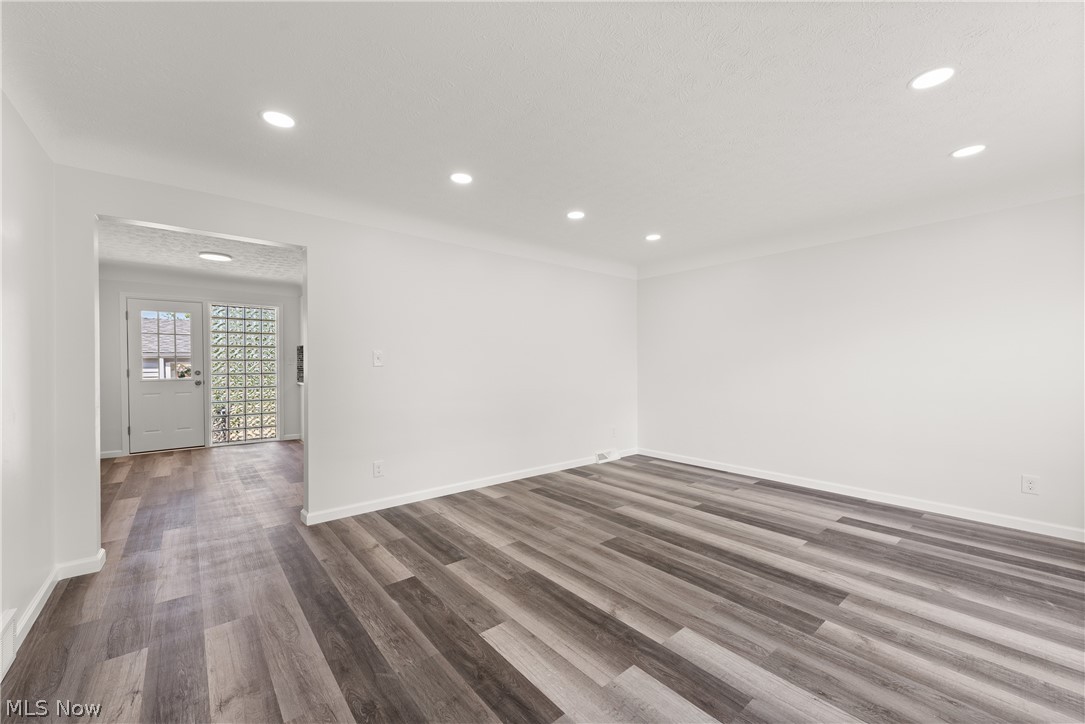 9800 Reichert Road Cleveland, OH 44130 - Photo 6 of 39 Gallery Image 6