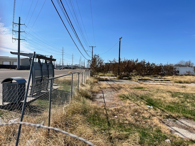 4300 Leopard Street Corpus Christi, TX 78408 - Photo 8 of 14 a view of a backyard