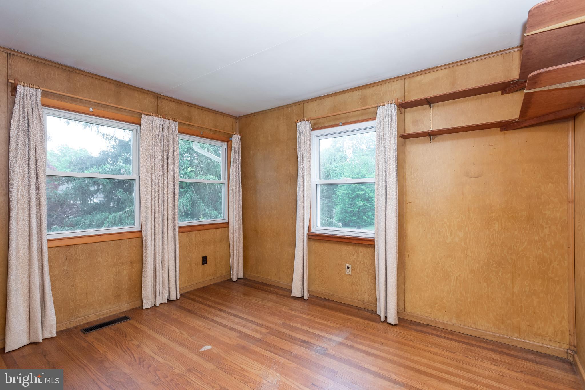 437 Meadowcroft Road Wayne, PA 19087 - Photo 14 of 28