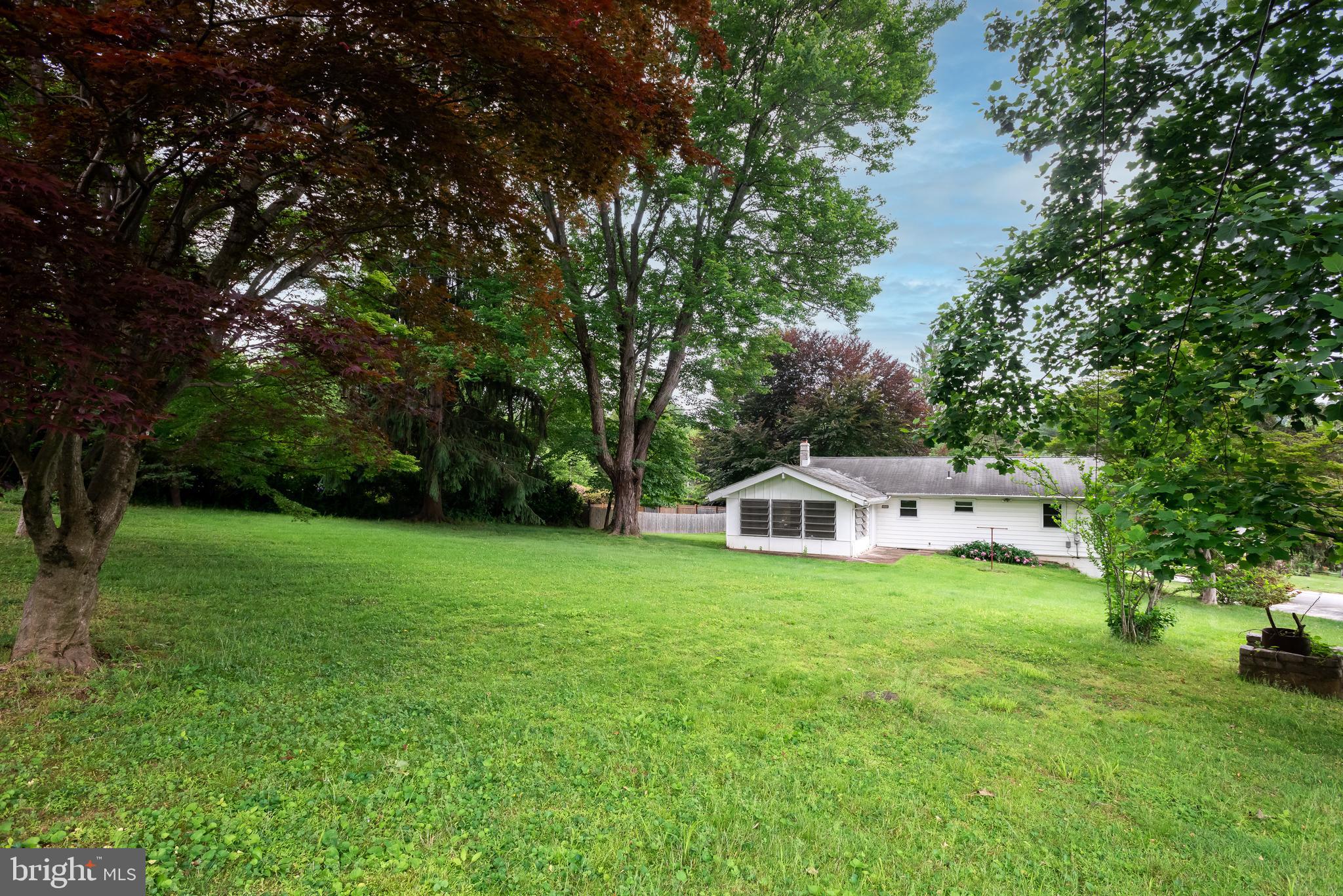 437 Meadowcroft Road Wayne, PA 19087 - Photo 25 of 28