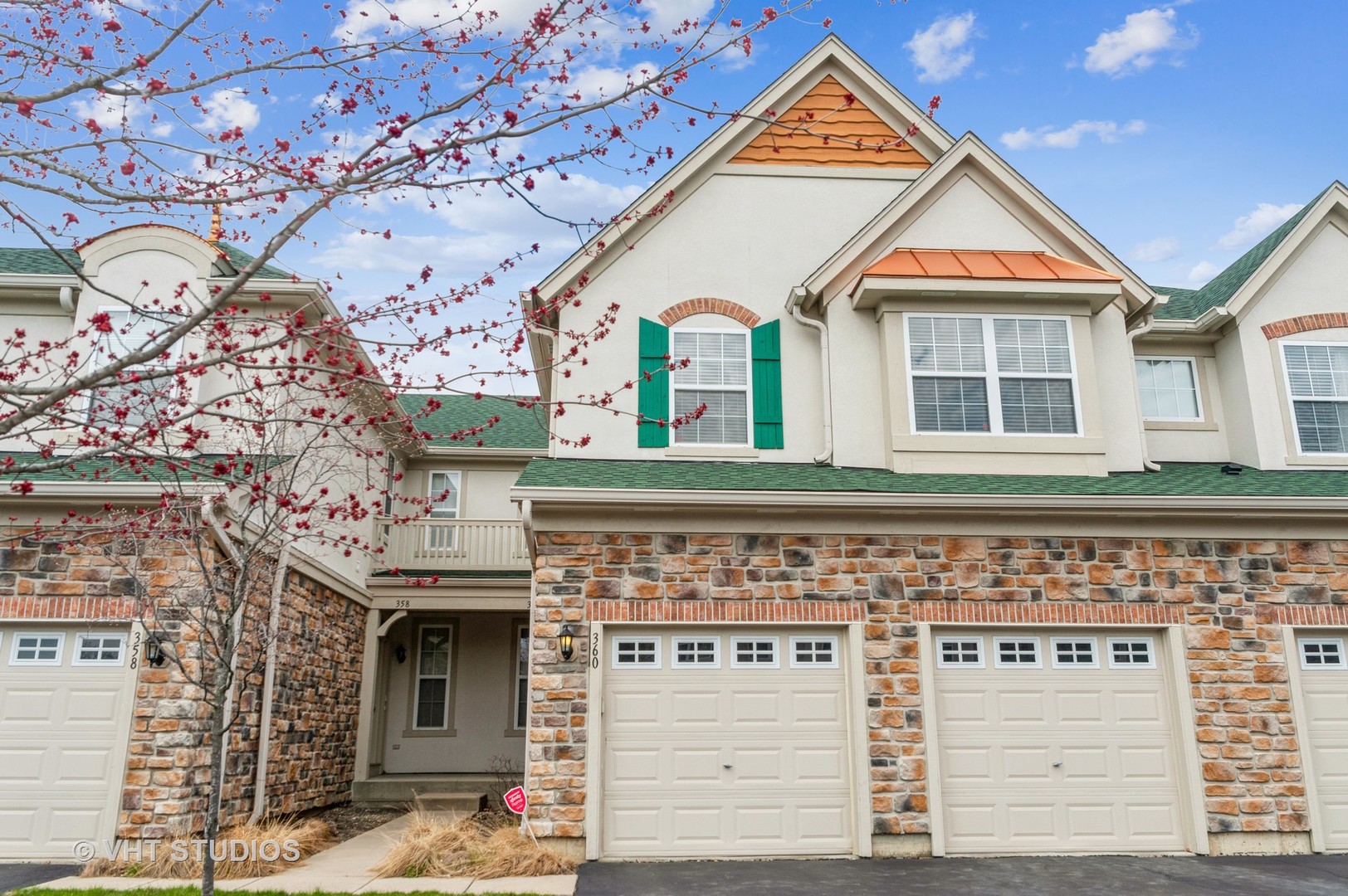 360 Bay Tree Circle Vernon Hills, IL 60061 - Photo 2 of 18