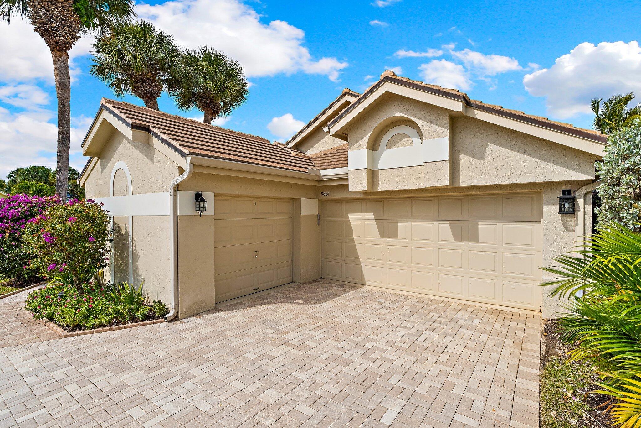 3861 Shearwater Drive Jupiter, FL 33477 - Photo 4 of 49 3861 Shearwater Drive (3)