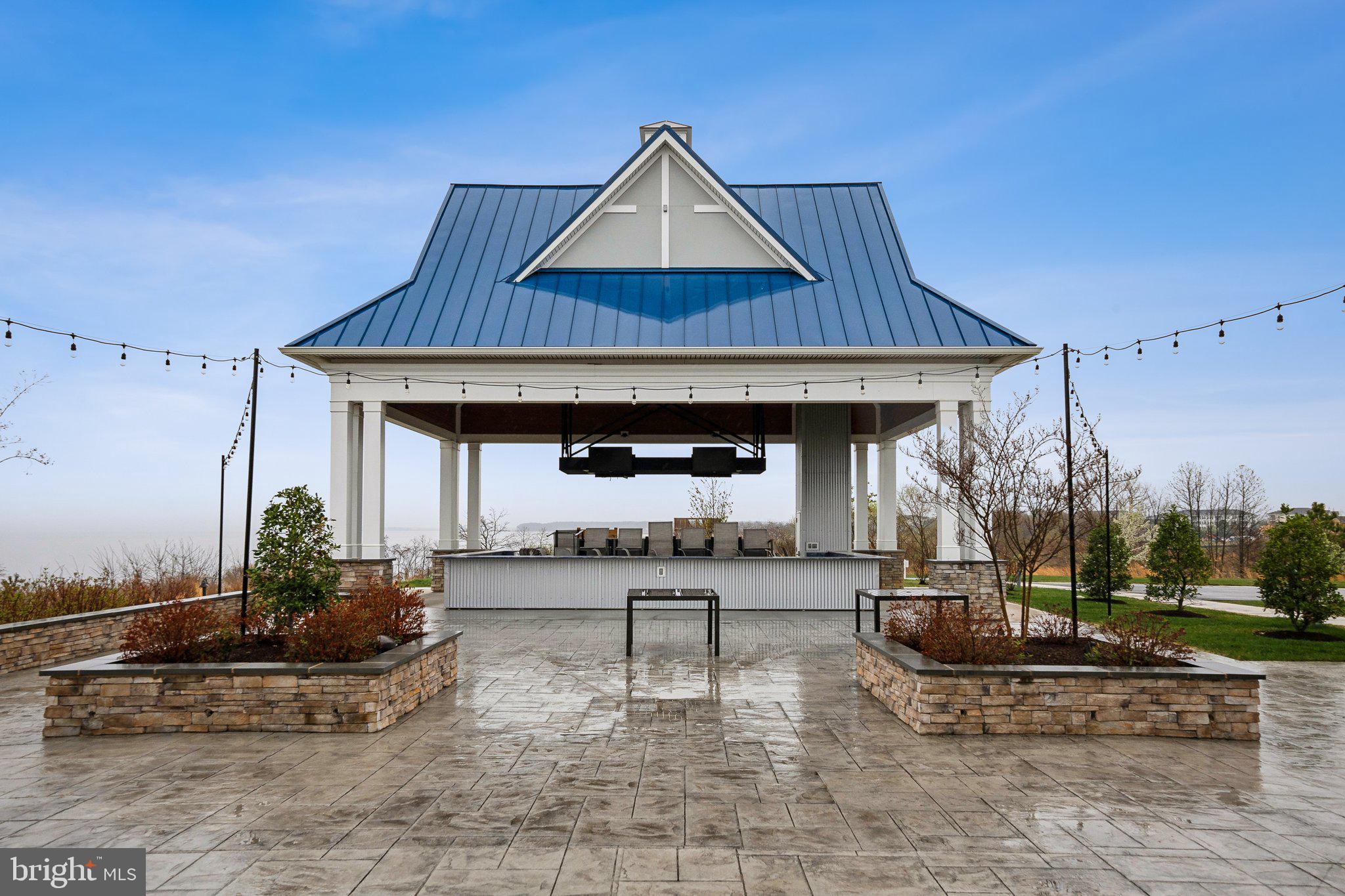 170 Harrier Way, Unit 34 Chester, MD 21619 - Photo 56 of 81 Outside Bar Area