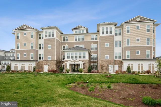 $699,900 | 170 Harrier Way, Unit 34, Chester, MD 21619