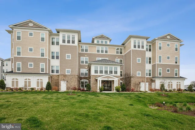 $699,900 | 170 Harrier Way, Unit 34, Chester, MD 21619