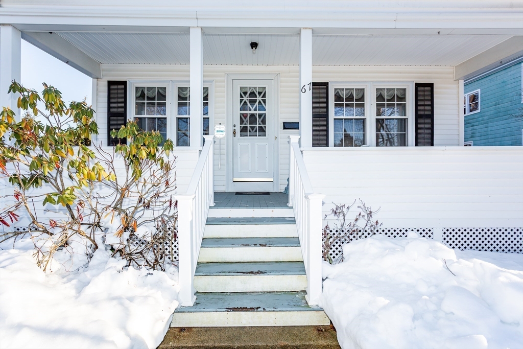 67 Bridge Street Fairhaven, MA 02719 - Photo 2 of 39