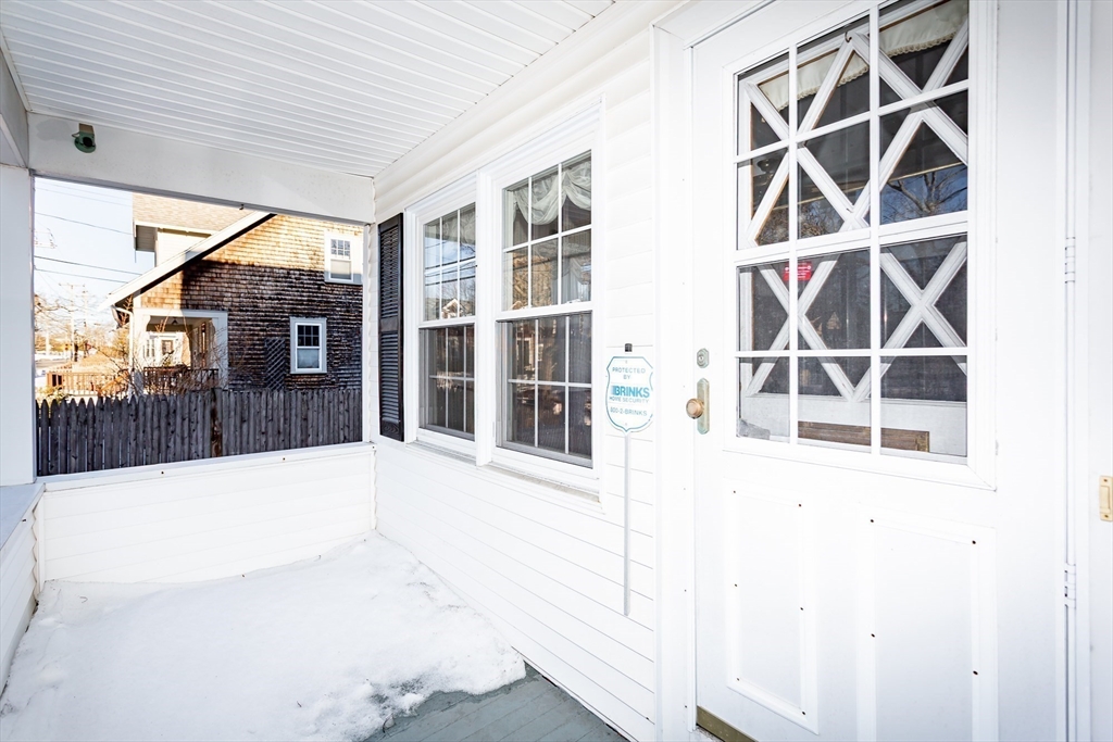 67 Bridge Street Fairhaven, MA 02719 - Photo 4 of 39