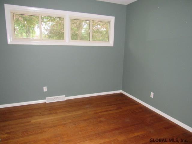 203 Winne Road Bethlehem, NY 12054 - Photo 23 of 36 Photo 26
