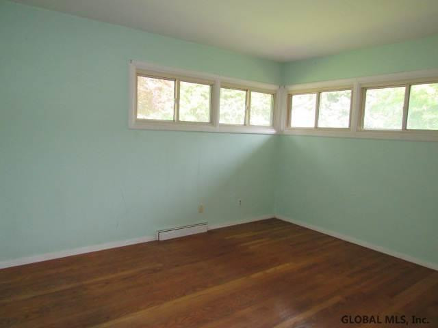 203 Winne Road Bethlehem, NY 12054 - Photo 27 of 36 Photo 31