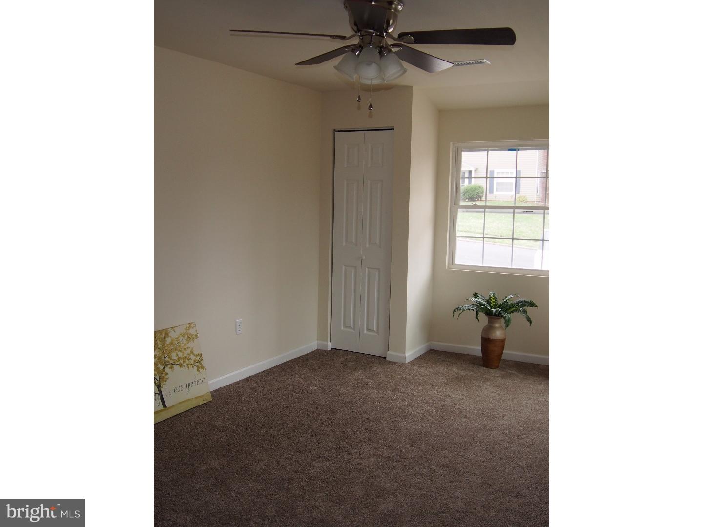 64 Turf Road Levittown, PA 19056 - Photo 14 of 24