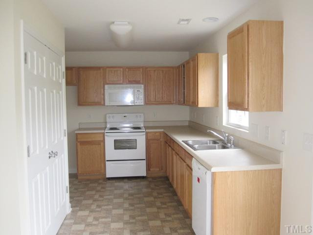 913 Roxy Street Raleigh, NC 27610 - Photo 2 of 6 Photo 2