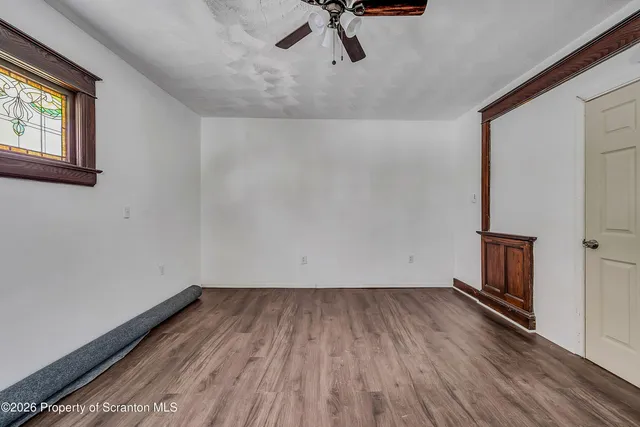 $1,100 | 208 East Warren Street, Unit 1, Dunmore, PA 18512