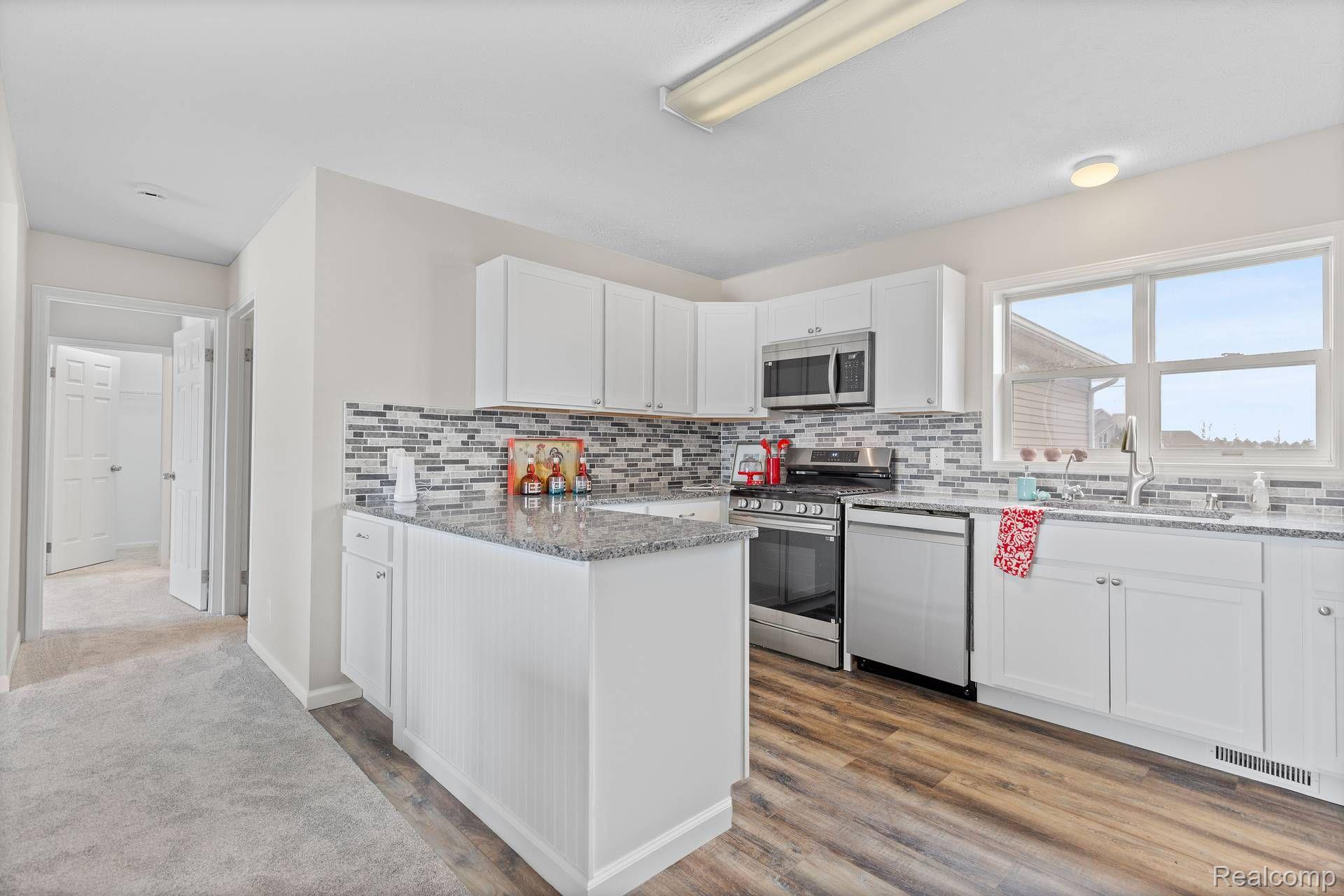 78037 Deland Road Richmond, MI 48062 - Photo 14 of 44 Gallery Image 14