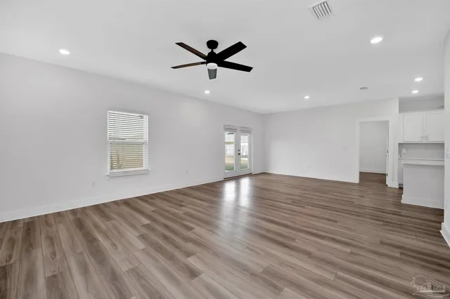 $2,200 | 6525 Paso Fino Drive, Pensacola, FL 32526