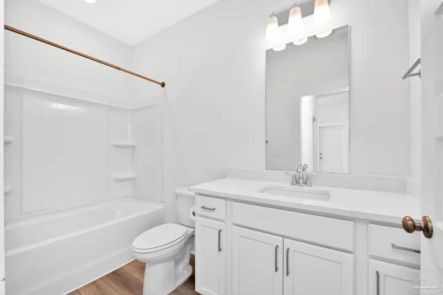 $2,200 | 6525 Paso Fino Drive, Pensacola, FL 32526