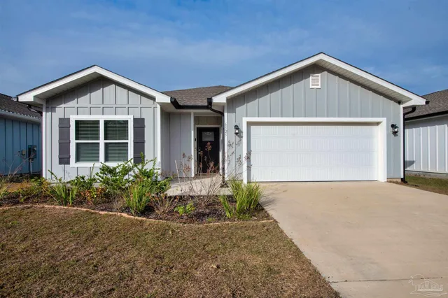 $2,200 | 6525 Paso Fino Drive, Pensacola, FL 32526
