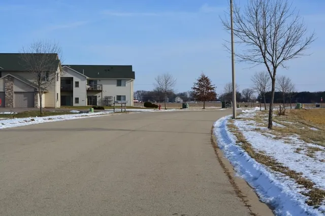 $85,900 | Lot 31 Sommerset Spring Green, Spring Green, WI 53588