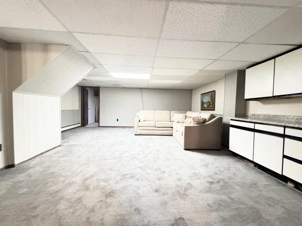 $154,500 | 25225 Potomac Drive, Unit 8, South Lyon, MI 48178