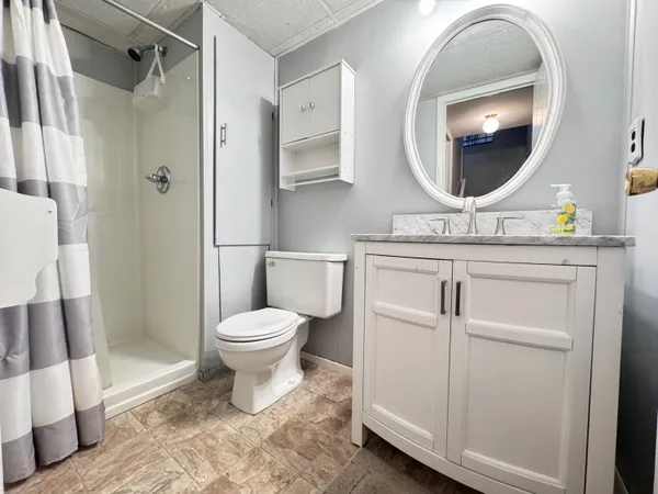 $154,500 | 25225 Potomac Drive, Unit 8, South Lyon, MI 48178