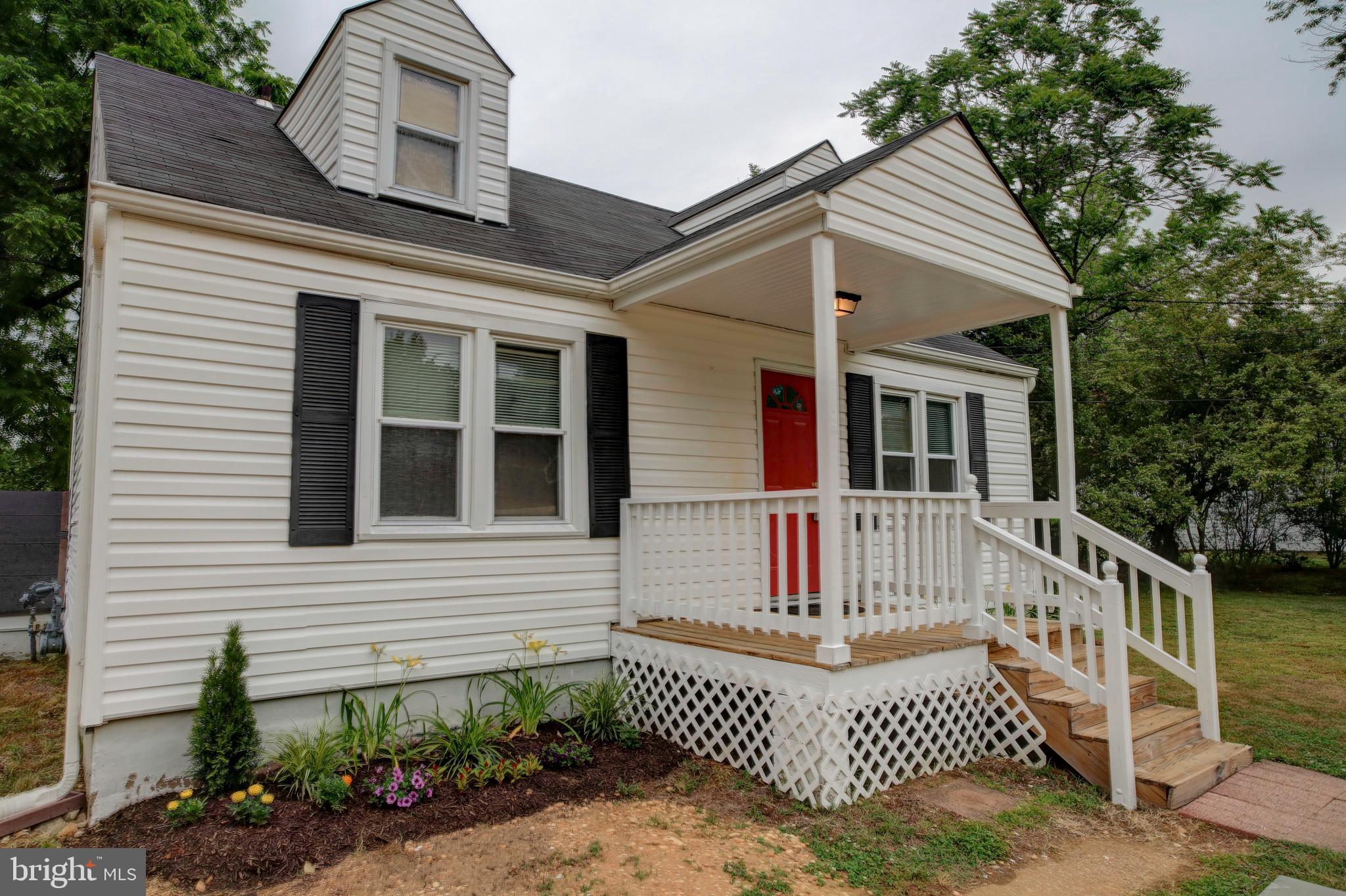 2010 Floral Park Road Clinton, MD 20735 - Photo 2 of 21 View from driveway
