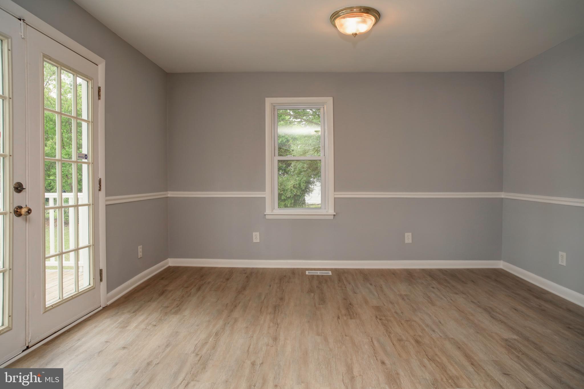 2010 Floral Park Road Clinton, MD 20735 - Photo 11 of 21 Dining area