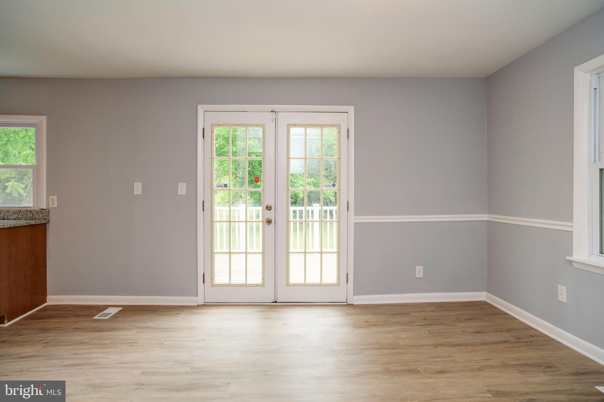 2010 Floral Park Road Clinton, MD 20735 - Photo 10 of 21 Dining area