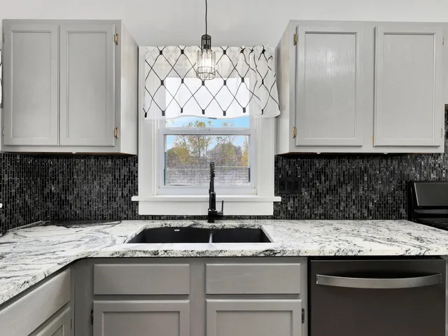 $259,000 | 448 South Belmont Street, Wichita, KS 67218