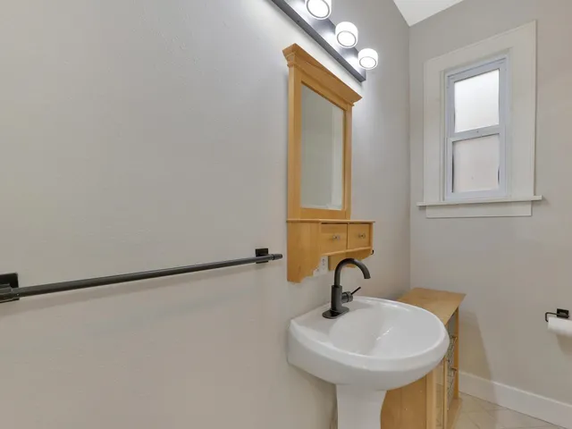 $259,000 | 448 South Belmont Street, Wichita, KS 67218