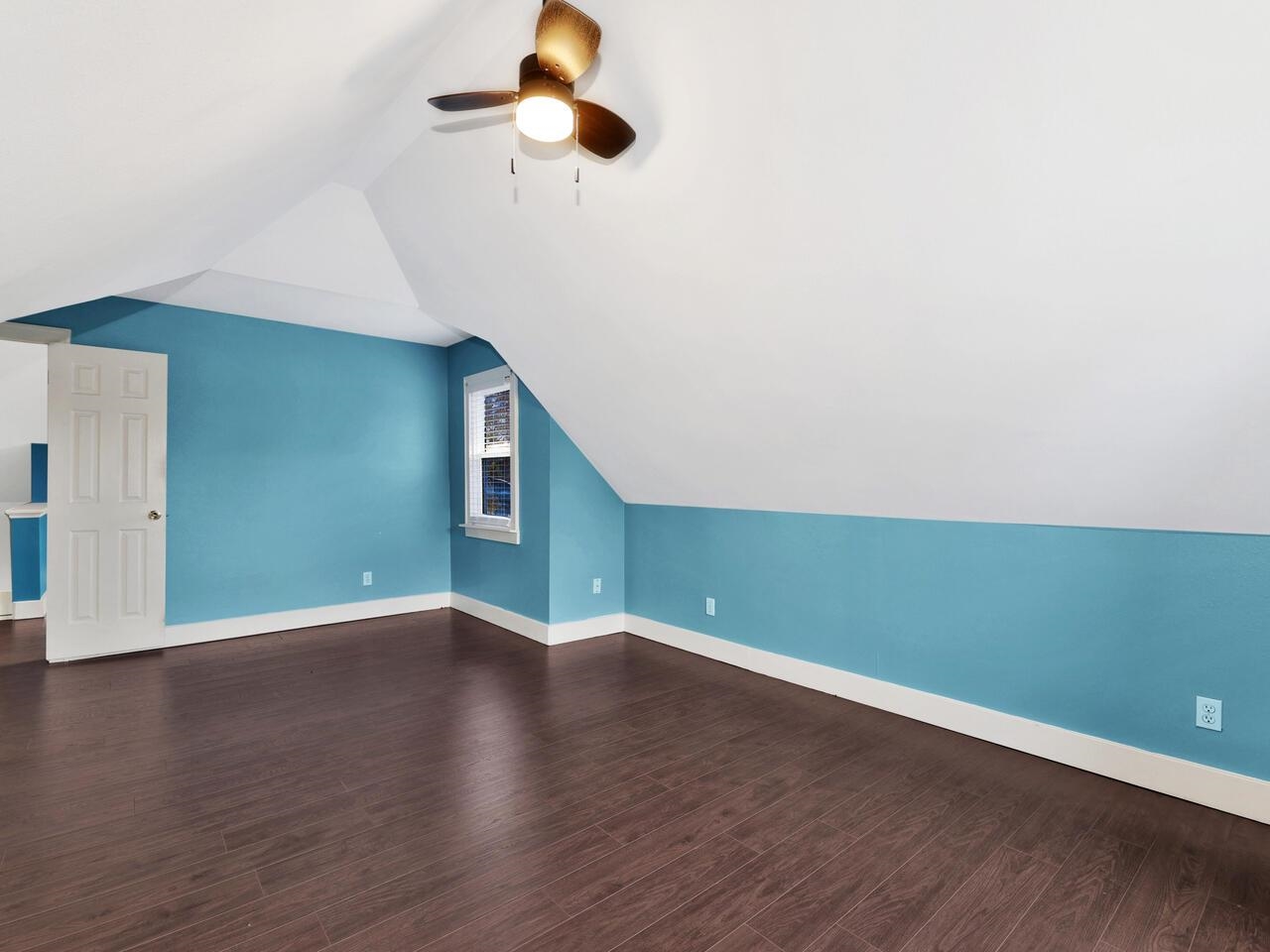 448 South Belmont Street Wichita, KS 67218 - Photo 23 of 36