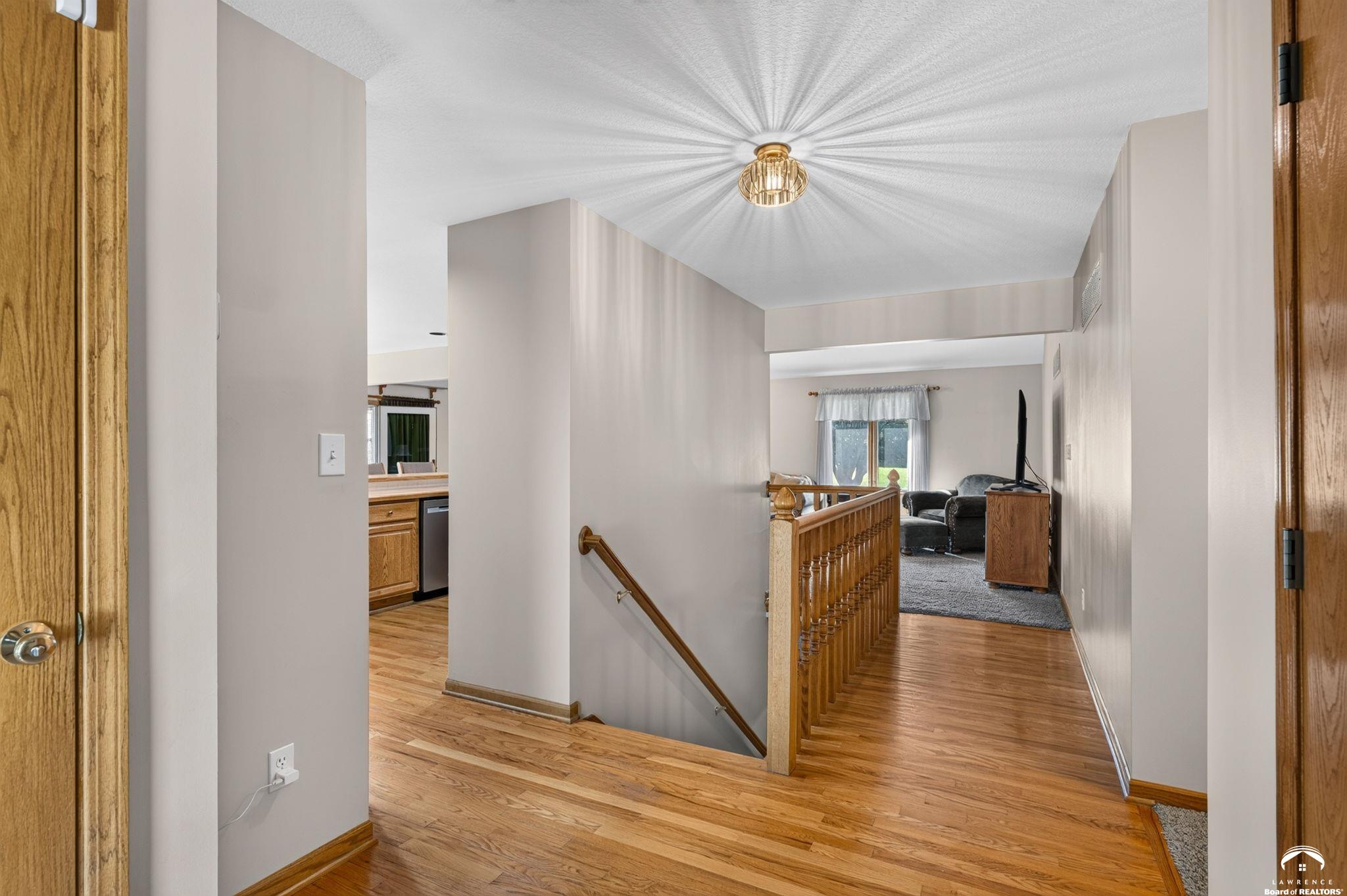 1185 East 1067th Road Lawrence, KS 66047 - Photo 9 of 73 Gallery Image 9