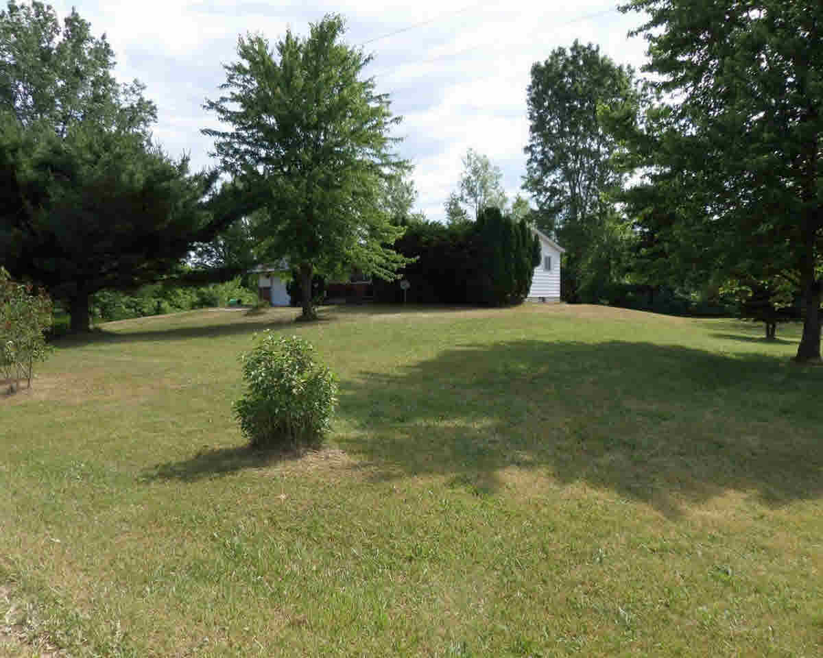 10043 South Reese Road Millington, MI 48746 - Photo 10 of 10 21309571-9.JPG