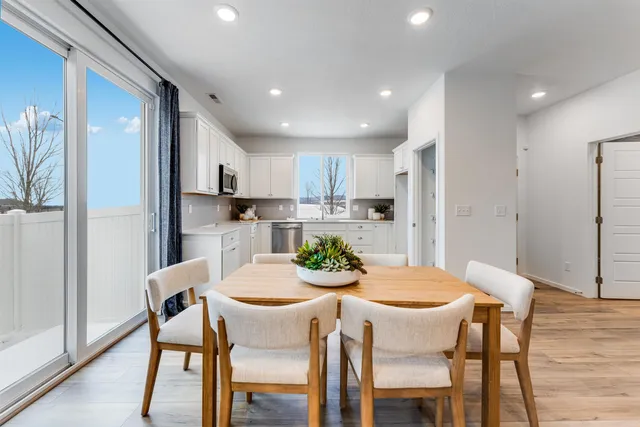 $374,950 | 2692 North Broadwing Lane, Liberty Lake, WA 99019