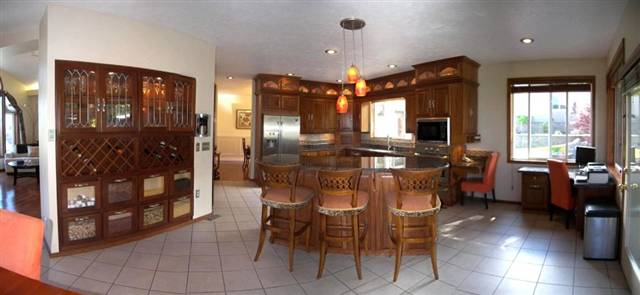 5811 South Dearborn Road Spokane, WA 99223 - Photo 4 of 9