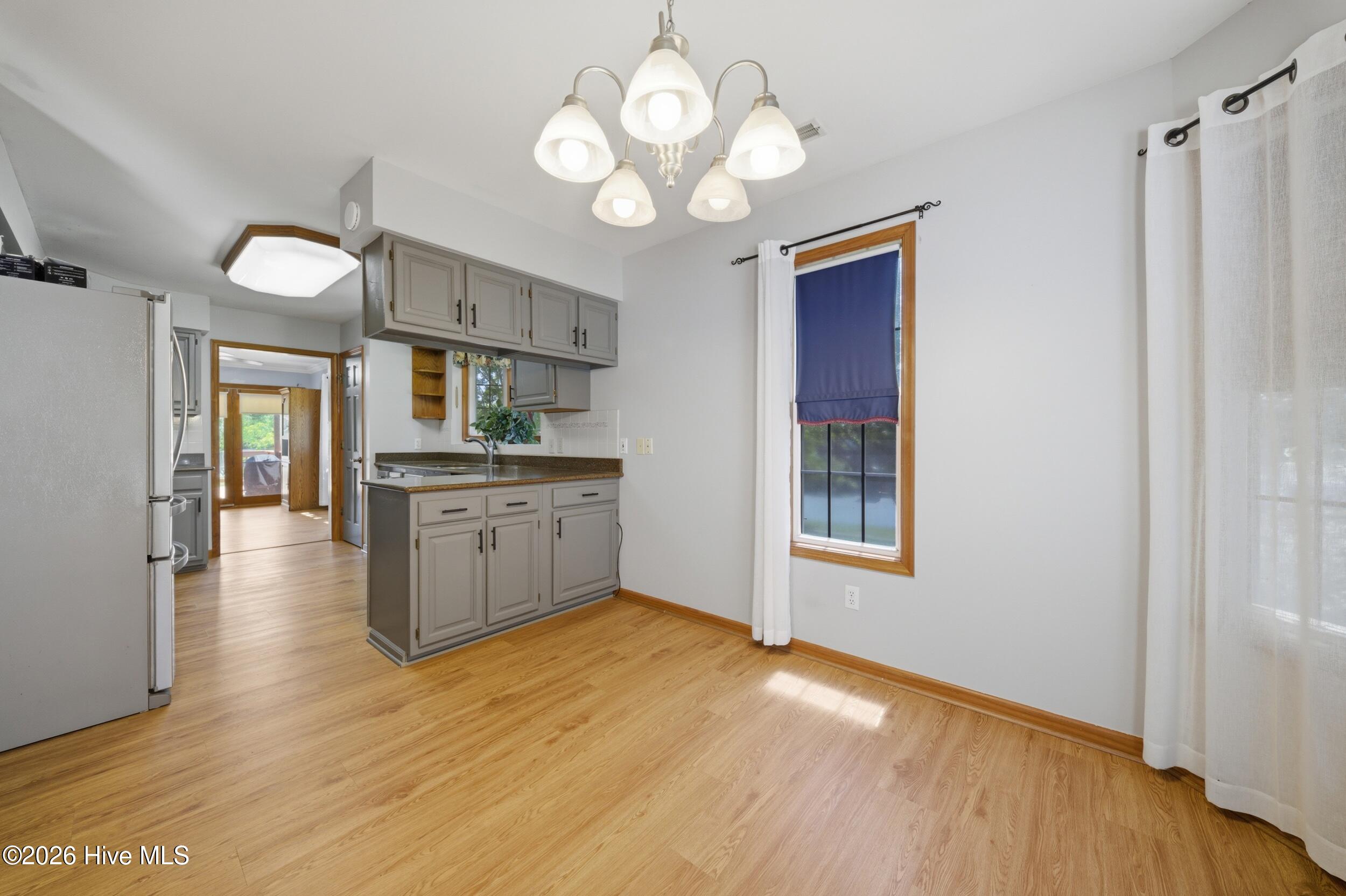 136 Simpson Road Barco, NC 27917 - Photo 17 of 54 dining space
