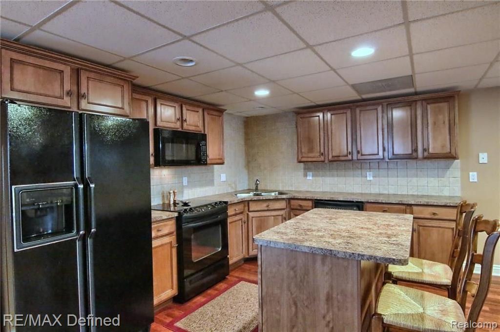 3960 Elk Drive Rochester, MI 48306 - Photo 12 of 27