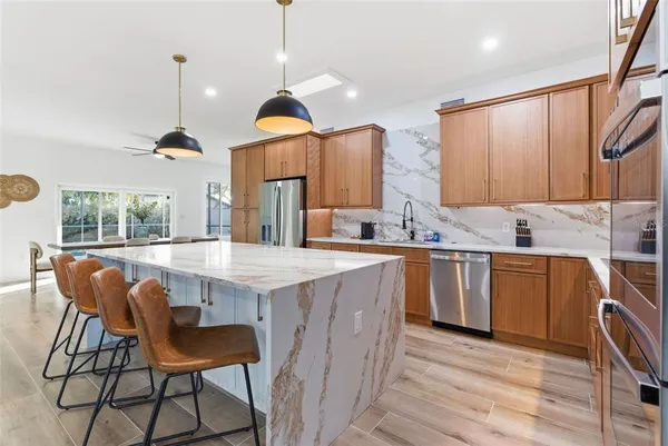 $15,000 | 4879 Commonwealth Drive, Sarasota, FL 34242