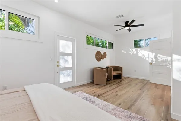 $15,000 | 4879 Commonwealth Drive, Sarasota, FL 34242