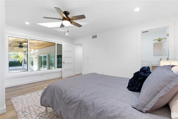 $15,000 | 4879 Commonwealth Drive, Sarasota, FL 34242