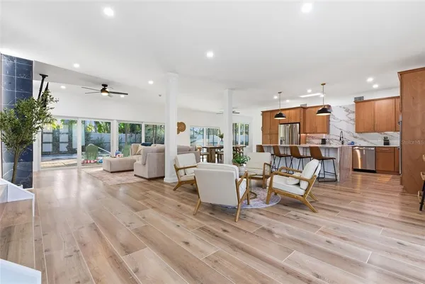 $15,000 | 4879 Commonwealth Drive, Sarasota, FL 34242