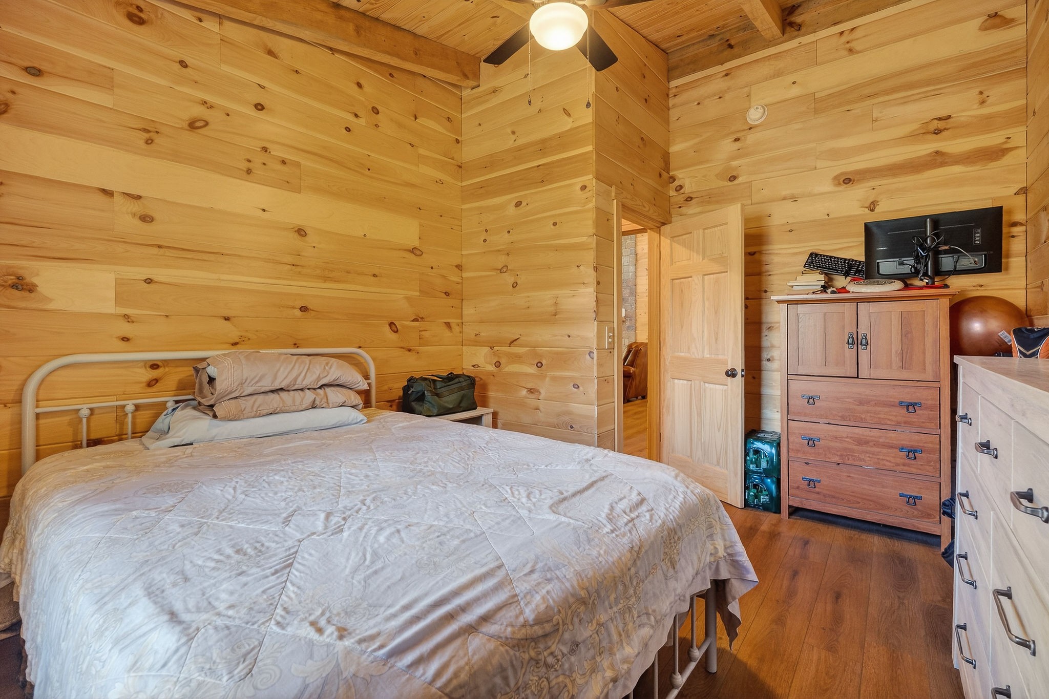 3331 Adamson Branch Road Liberty, TN 37095 - Photo 15 of 59 a bedroom with a bed and a cabinets